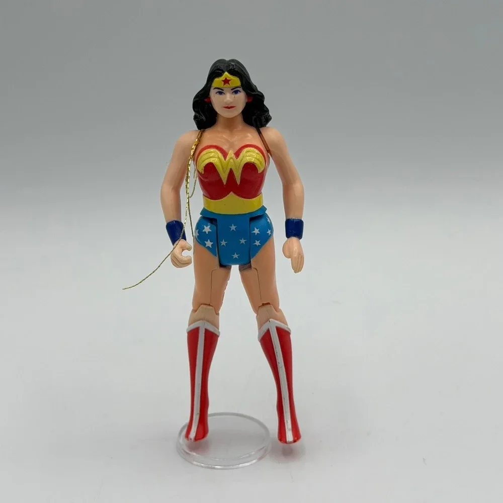 Vintage 1984 Kenner DC Super Powers Wonder Woman Action Figure with Lasso